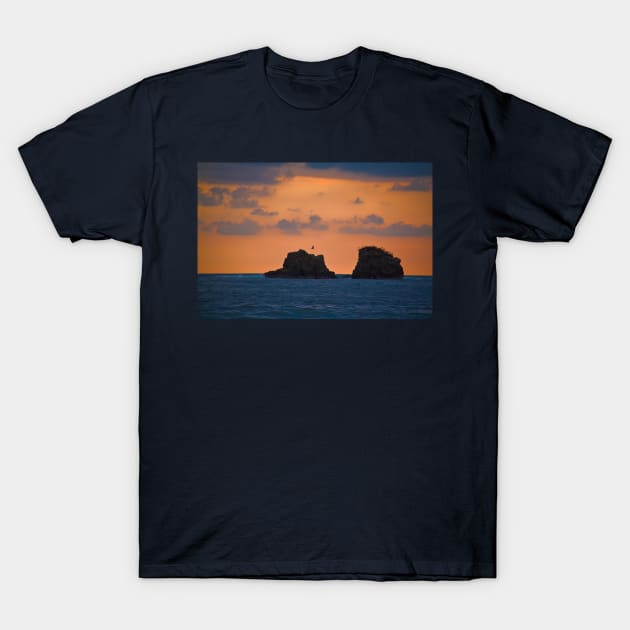 Costa Rica. Manuel Antonio NP. Two Rocks at the Sunset. T-Shirt by vadim19